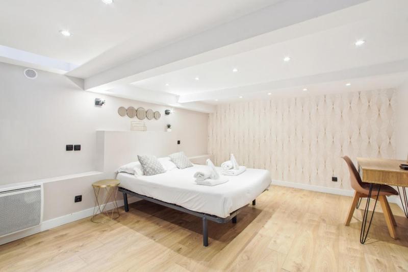 165 Suite Denis - Superbe Appartement A パリ エクステリア 写真