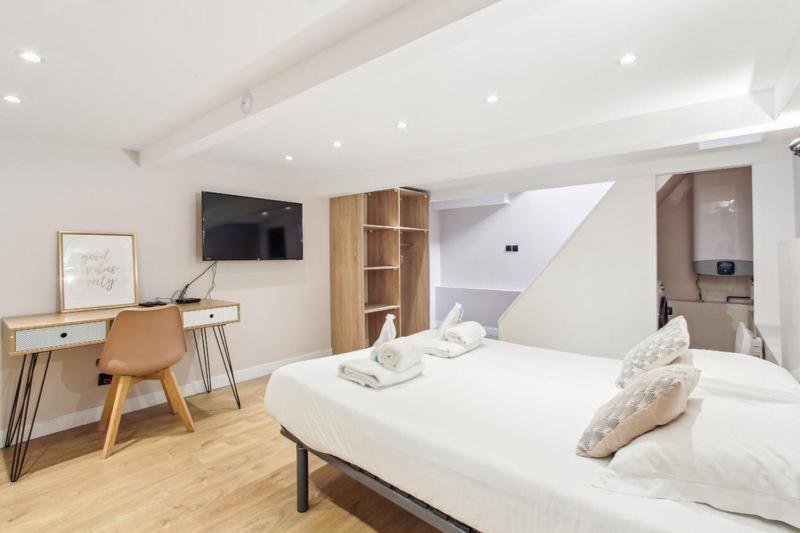 165 Suite Denis - Superbe Appartement A パリ エクステリア 写真
